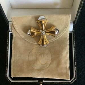 Vintage 1990s providence chain company signed PC silver & gold tone cross brooch